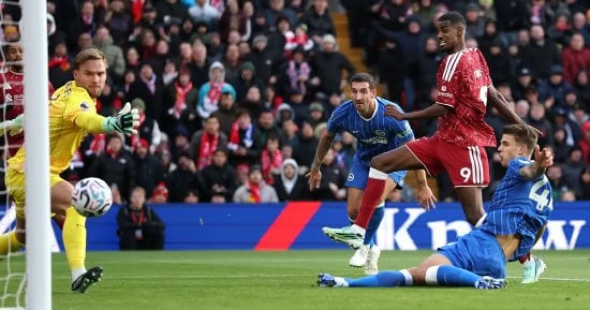 ليفربول يعبر إلى ربع نهائي كأس الرابطة بعد مواجهة ماراثونية أمام تشيلسي